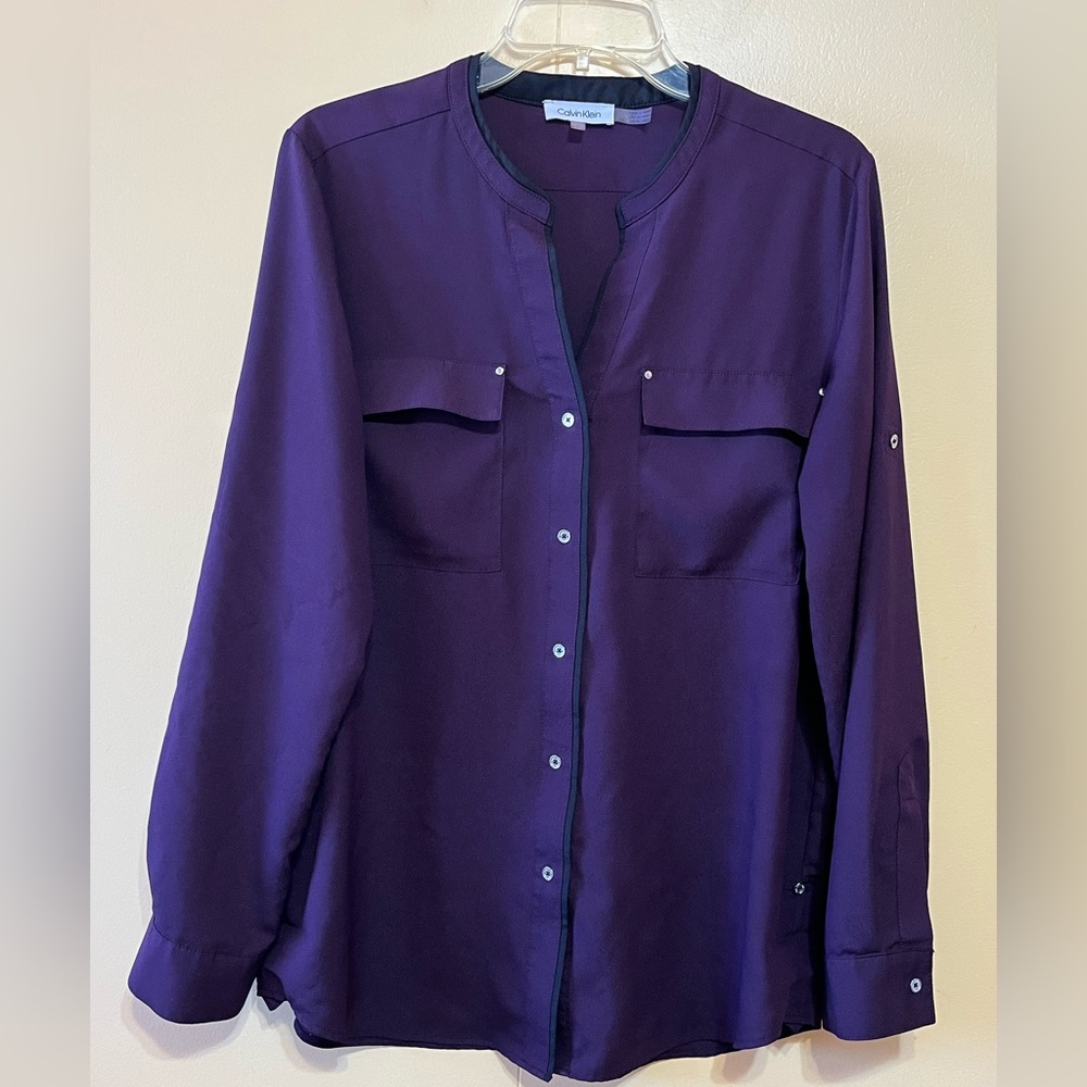 Calvin Klein button down blouse w/ two front pockets